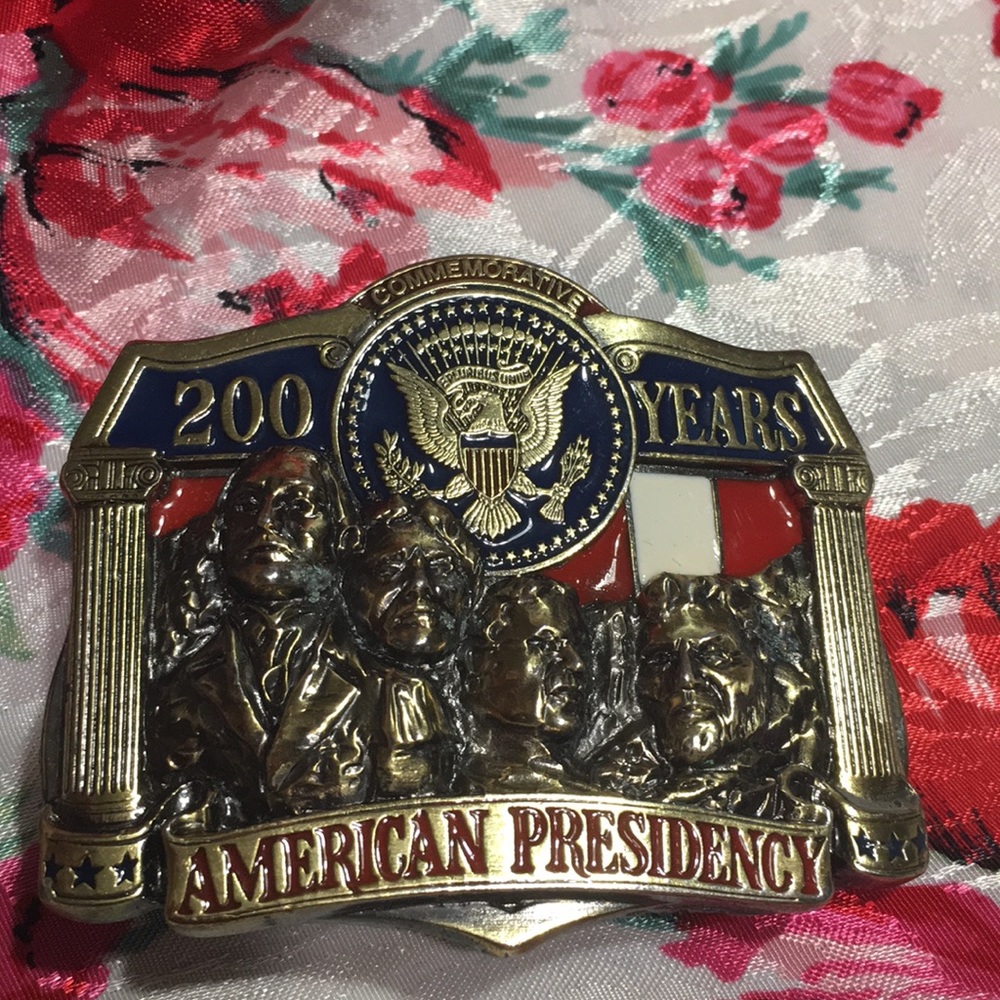 200 years America presidency buckle made USA
